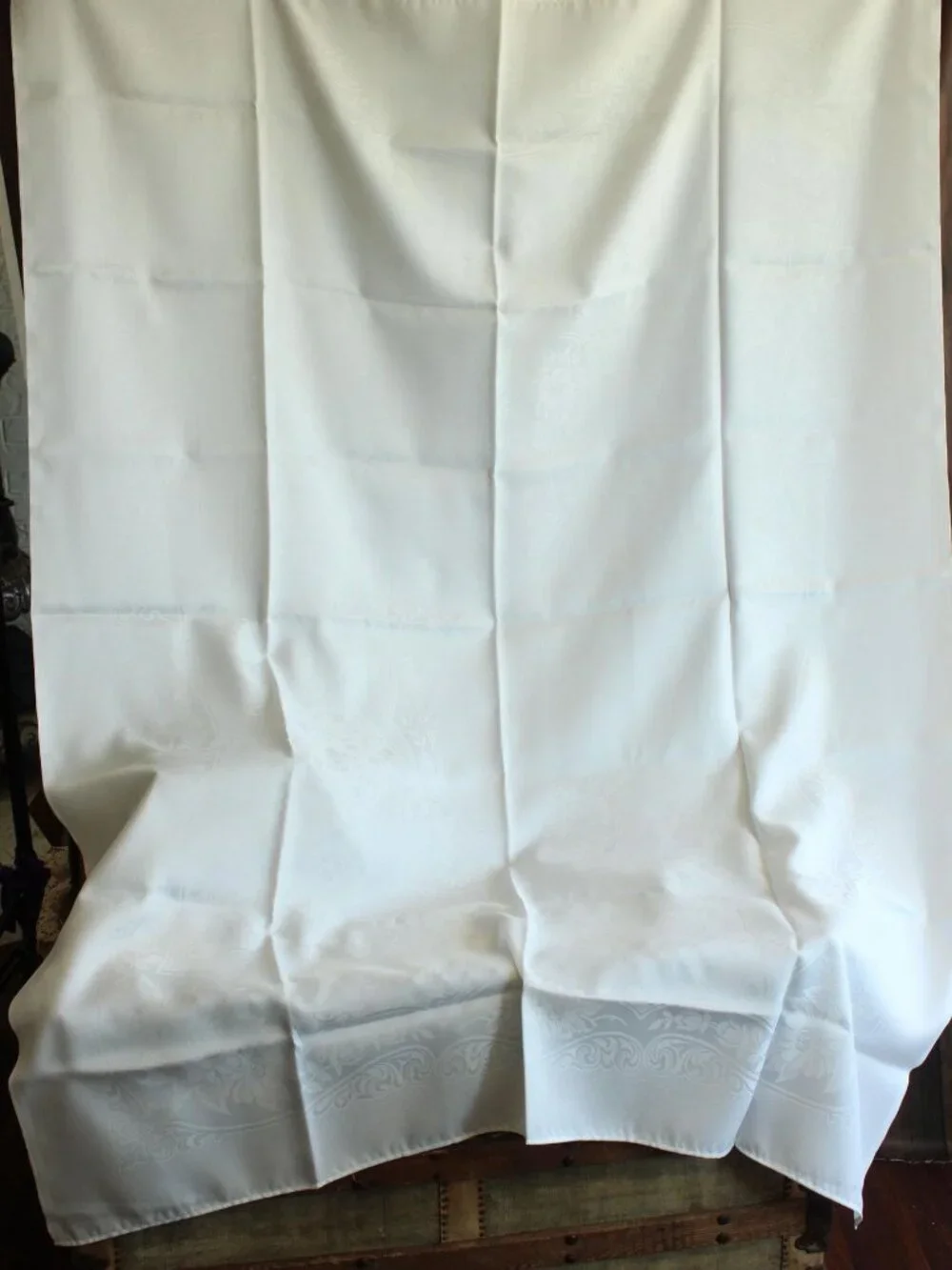 Vintage 1980s 1990s Tablecloth, English White Damask Rectangular, 53